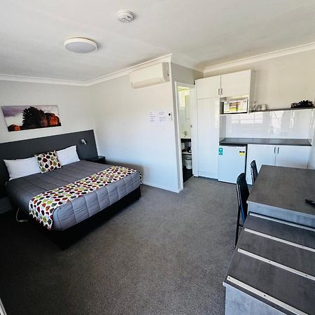 Altona Motel Uralla Екстериор снимка