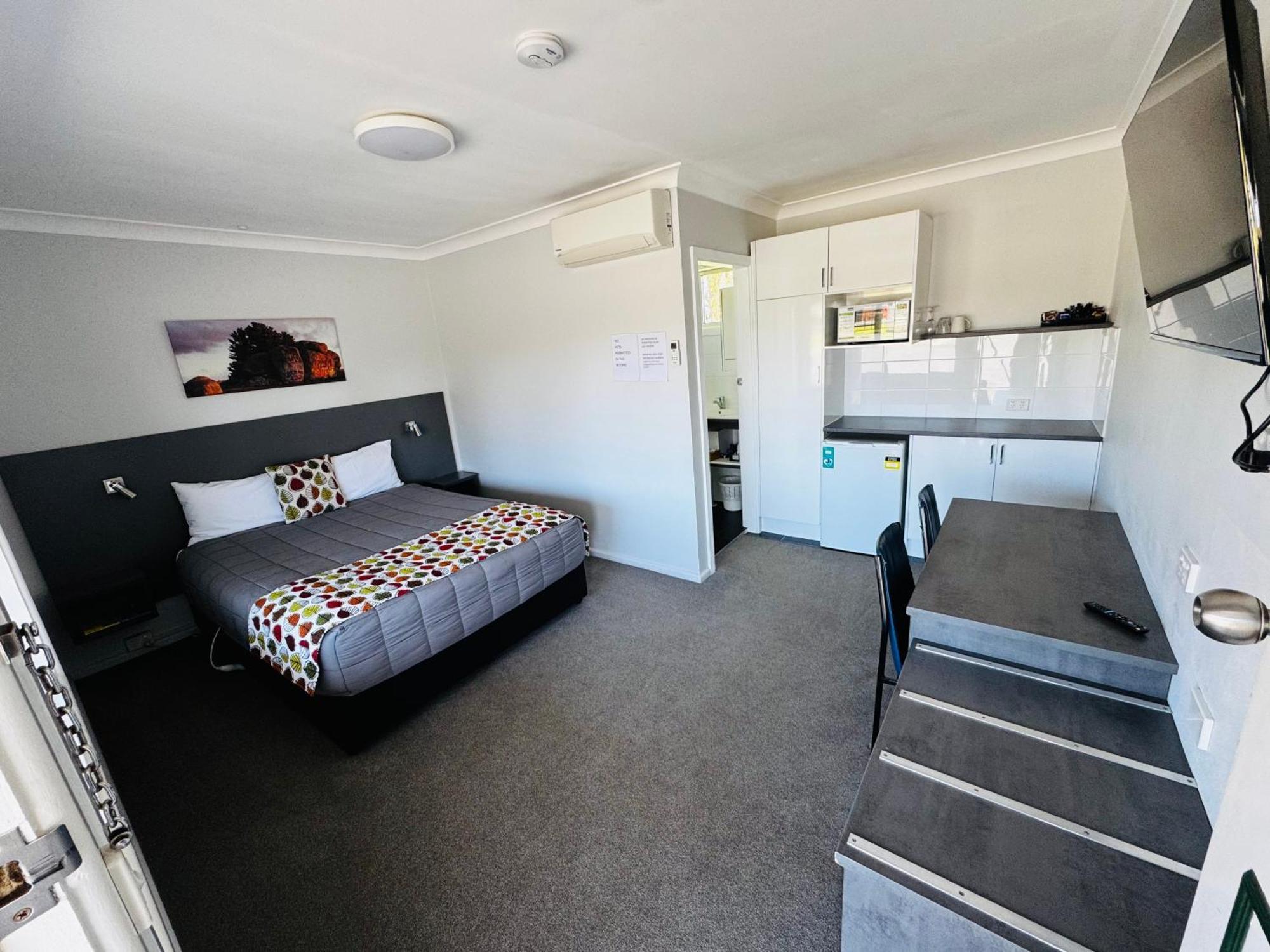 Altona Motel Uralla Екстериор снимка
